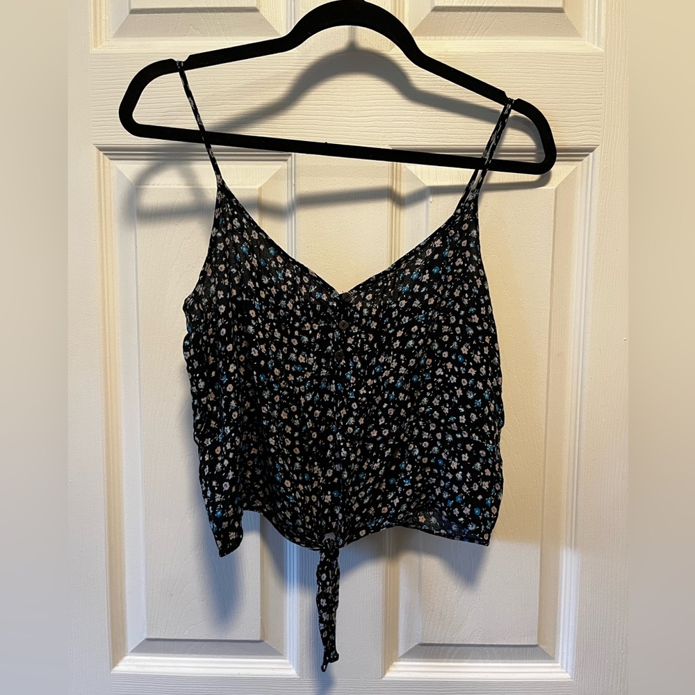 Cropped floral blouse tank